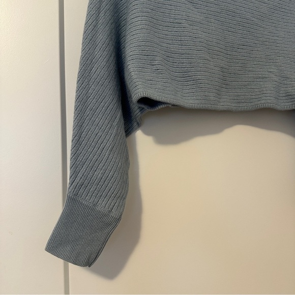 Wilfred Free Aritzia Blue Ribbed Cropped Sweater Wool Blend Size XXS Women’s - Picture 2 of 9
